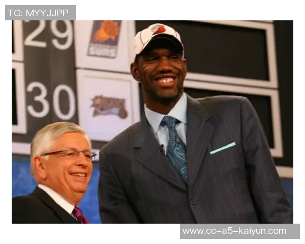 即将步入而立之年的西蒙斯钓鱼是否在为重返联盟做好准备 即将步入而立之年的西蒙斯钓鱼是否在为重返联盟做好准备