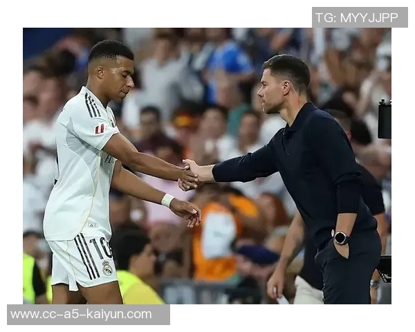 姆巴佩荣膺皇马一月最佳球员展现卓越表现与领导力 姆巴佩荣膺皇马一月最佳球员展现卓越表现与领导力