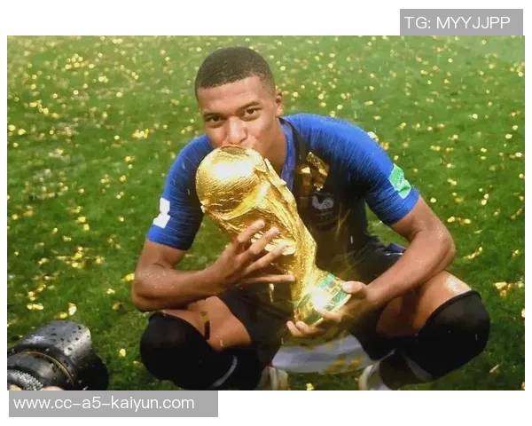 姆巴佩荣膺皇马一月最佳球员展现卓越表现与领导力