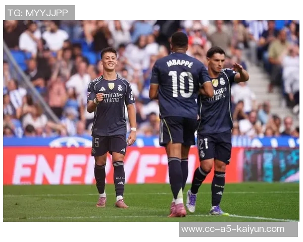 皇马公布对阵皇家社会大名单姆巴佩领衔锋线罗德里戈因伤缺席 皇马公布对阵皇家社会大名单姆巴佩领衔锋线罗德里戈因伤缺席